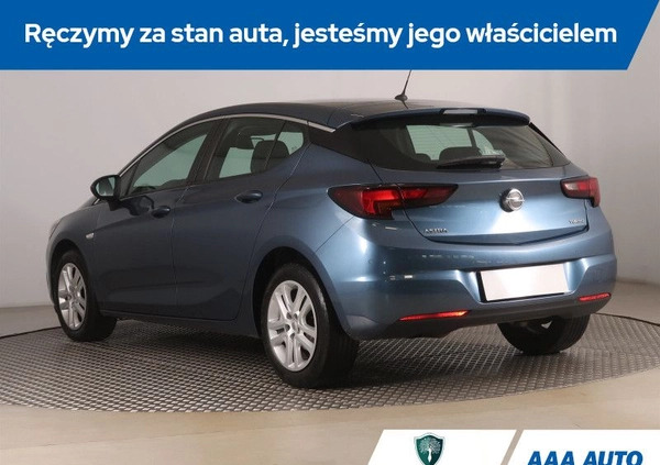 Opel Astra cena 53000 przebieg: 77026, rok produkcji 2017 z Dynów małe 277